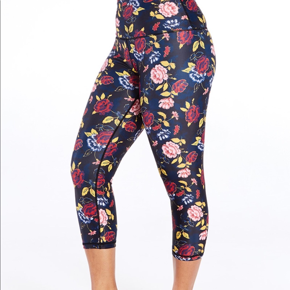 Reversible Sport Crop Leggings